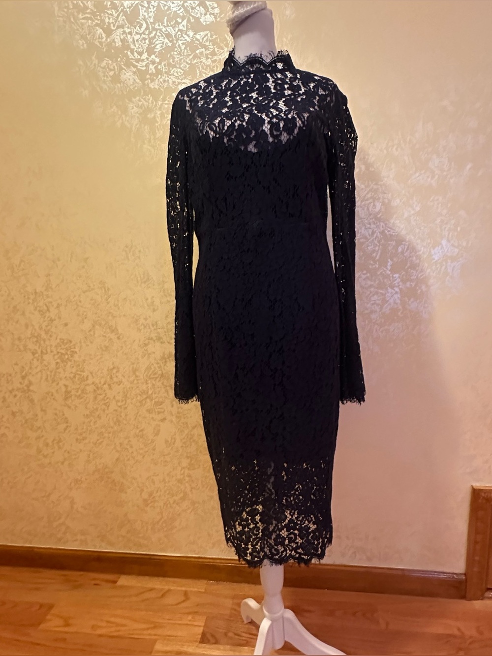 Bardot Black Lace Long-Sleeve Midi Dress